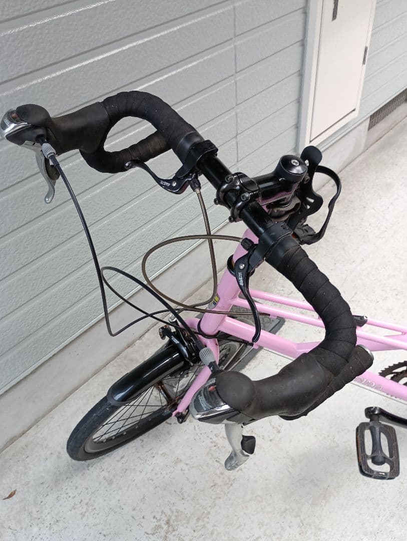 ブルーノベンチュラ　　BRUNO　VENTURA　ピンク色