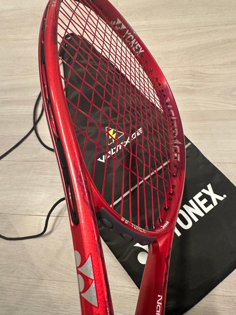 Ｐｉｎｏ　YONEX VOLTRAGE テニスラケット 赤　S70