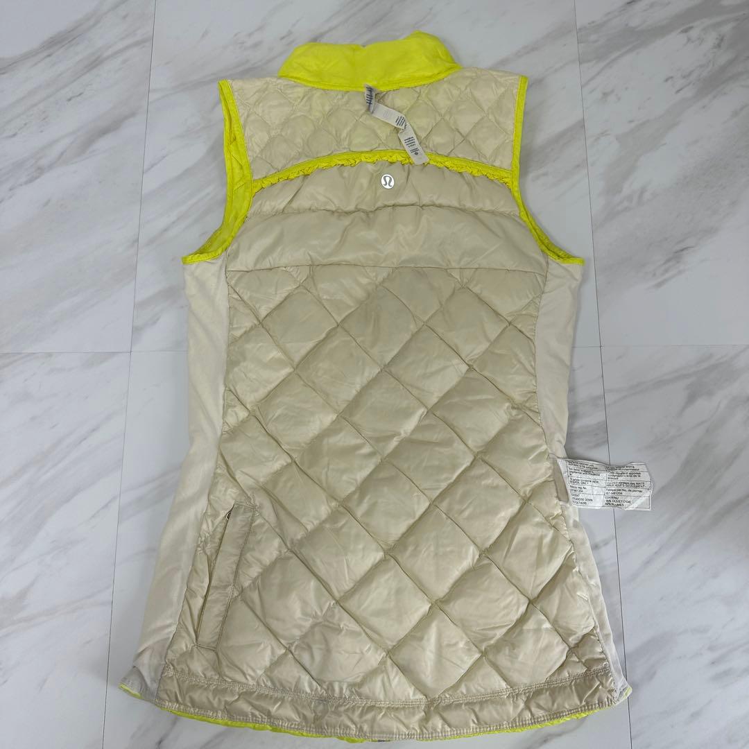 ルルレモン　lululemon 中綿　ベスト　リバーシブル　イエロー　蛍光色
