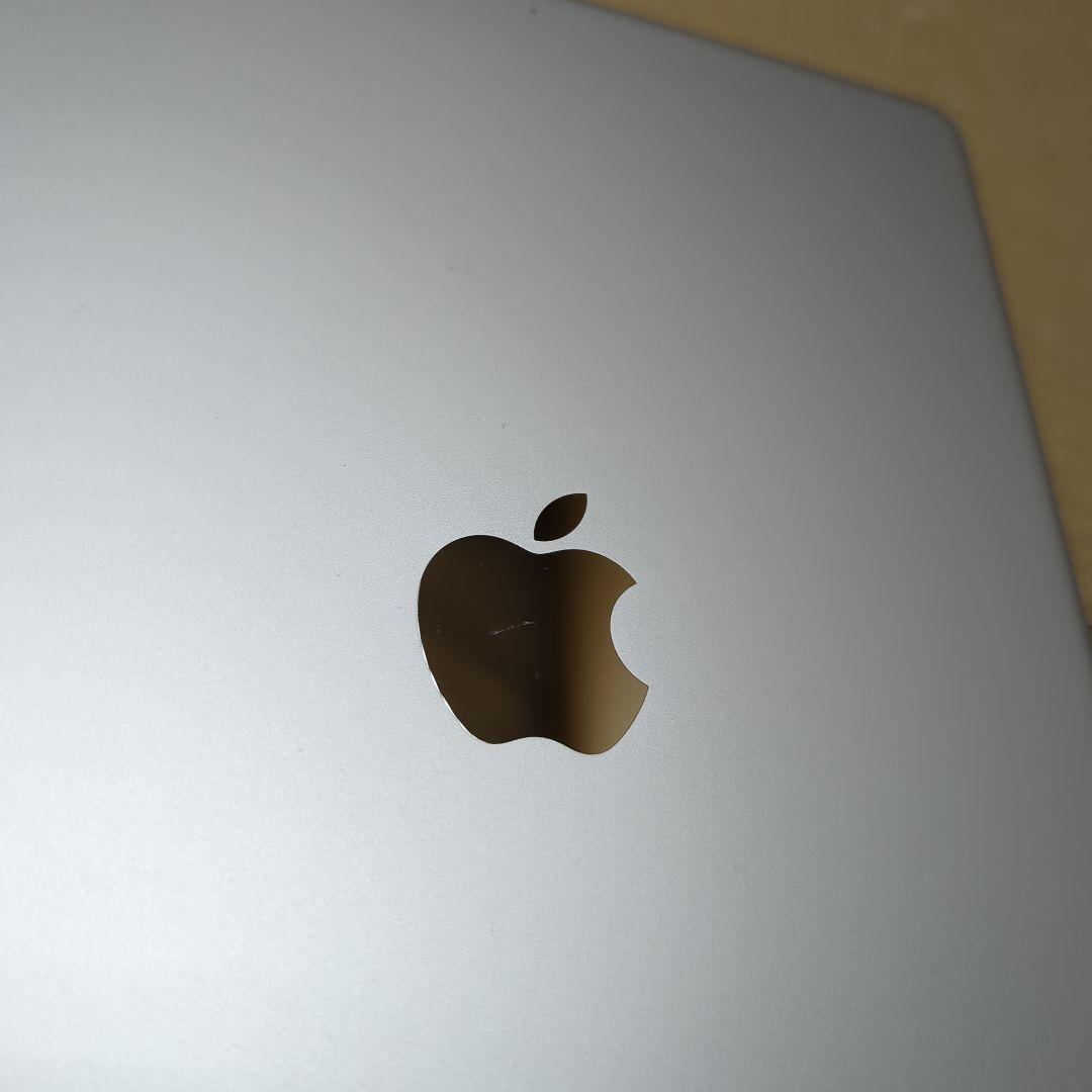 Apple iPad (第７世代) Wi-Fi 32GB シルバー