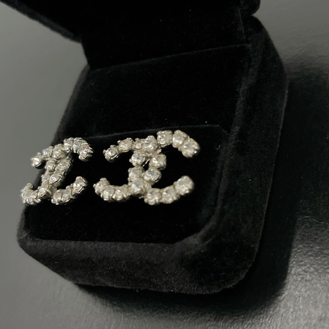 CHANEL シャネル　ピアス　ココマーク　ラインストーン　シルバー　刻印入り