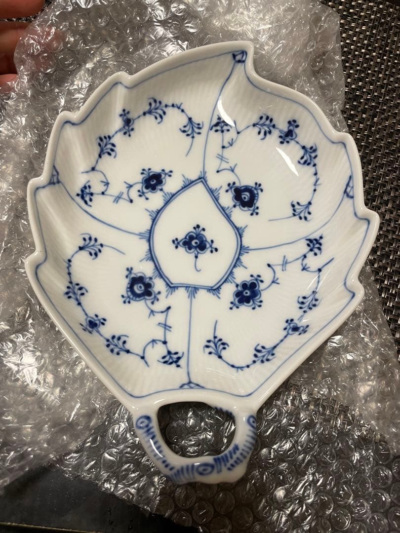 ロイヤルコペンハーゲン ブルーフルーテッド リーフディッシュ