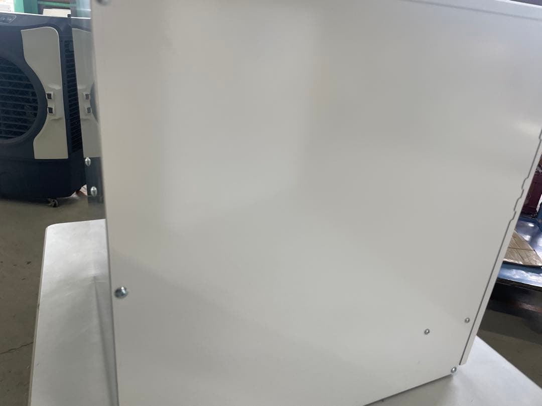 イトミック 床置き型電気温水器（角型） ESN30ARN111E0 2023年袋