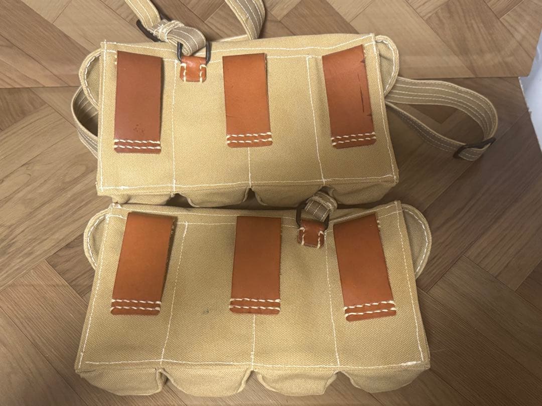 日本軍陸軍海軍　精巧複製　八九式重擲弾筒弾入れ(弾薬嚢)