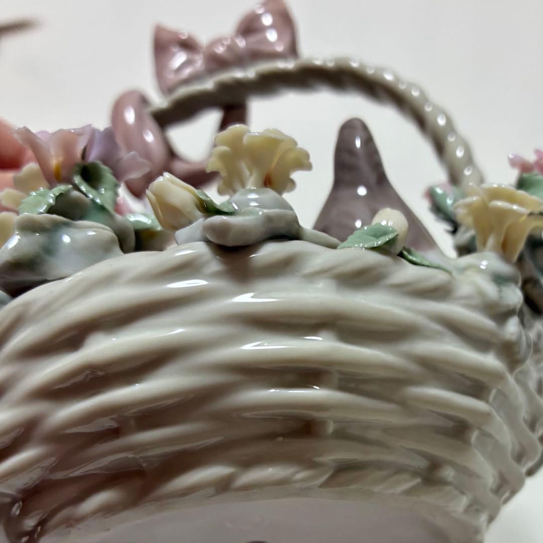 【12/10限定価格】【リヤドロ】子犬と花バスケット 1441