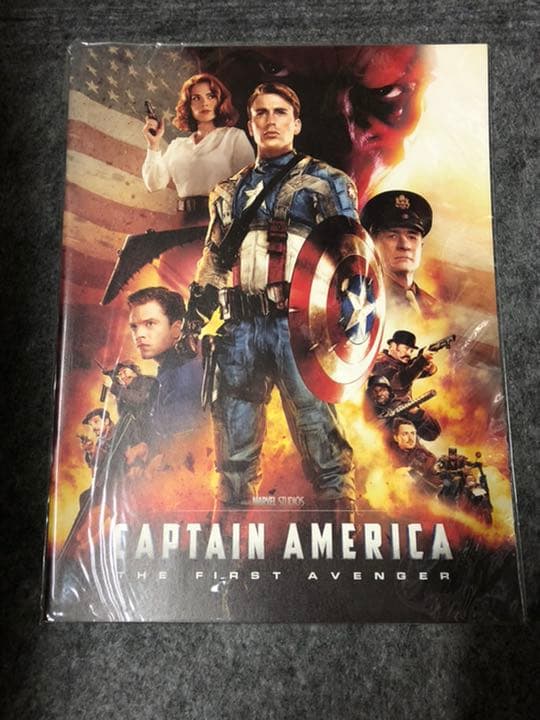 キャプテンアメリカ　ファーストアベンジャー　パンフレット　美品
