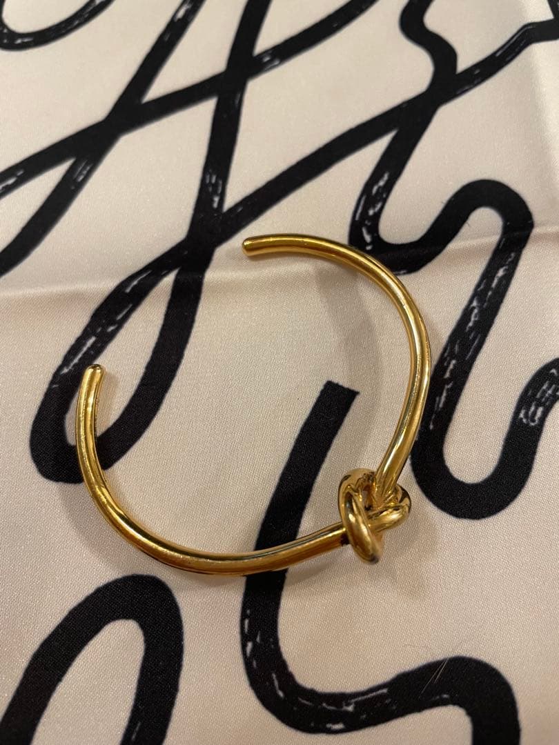 正規品 Celine Knot ゴールド ノット バングル S サイズ