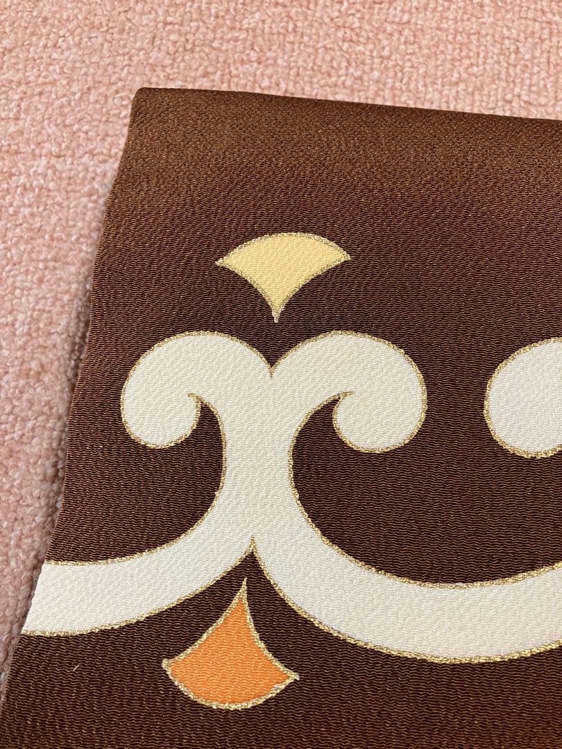 ④ 名古屋帯　ちりめん　志ま亀さん　唐草