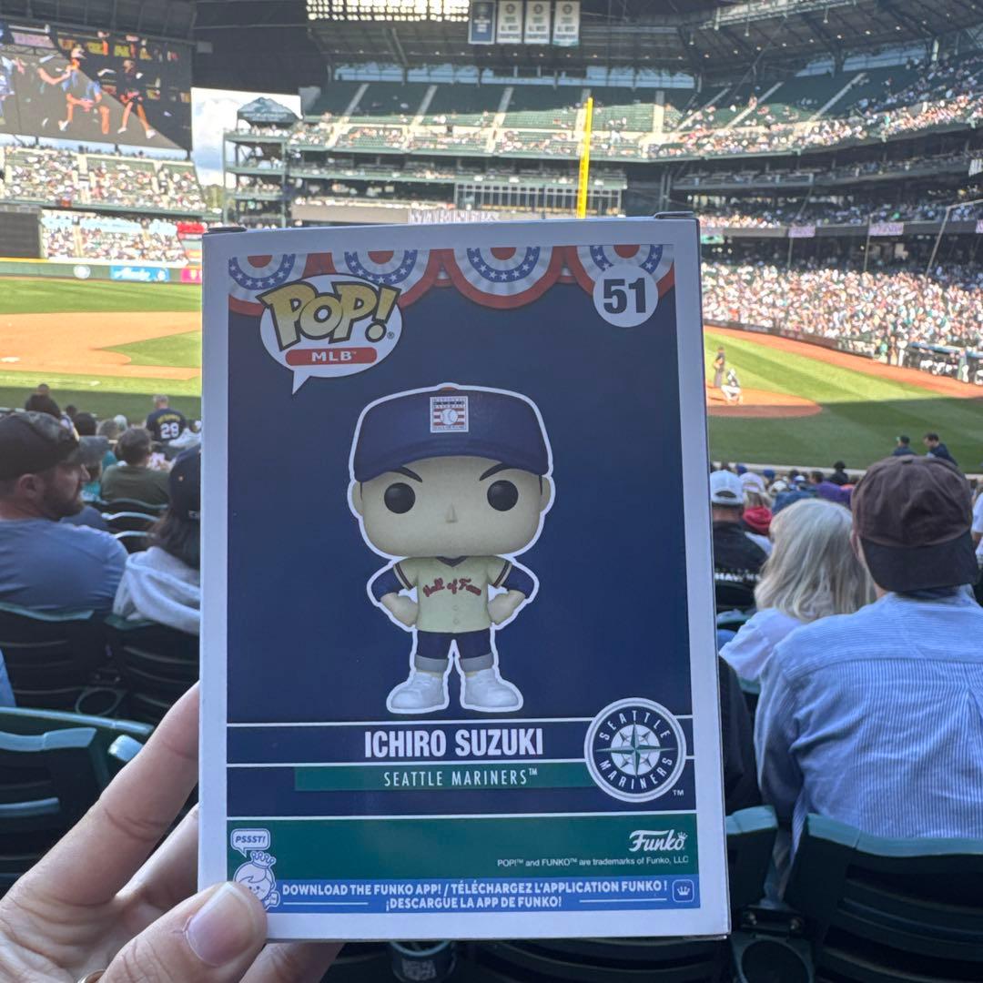 （8/10発送）イチロー殿堂入り記念フィギュア限定品