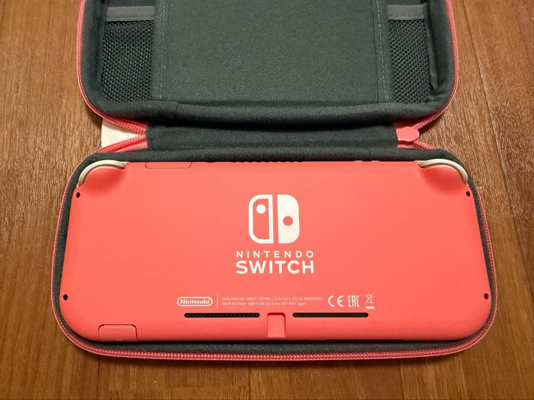 Switch Lite コーラル 本体 ケース付き 箱/充電器/SDカードあり