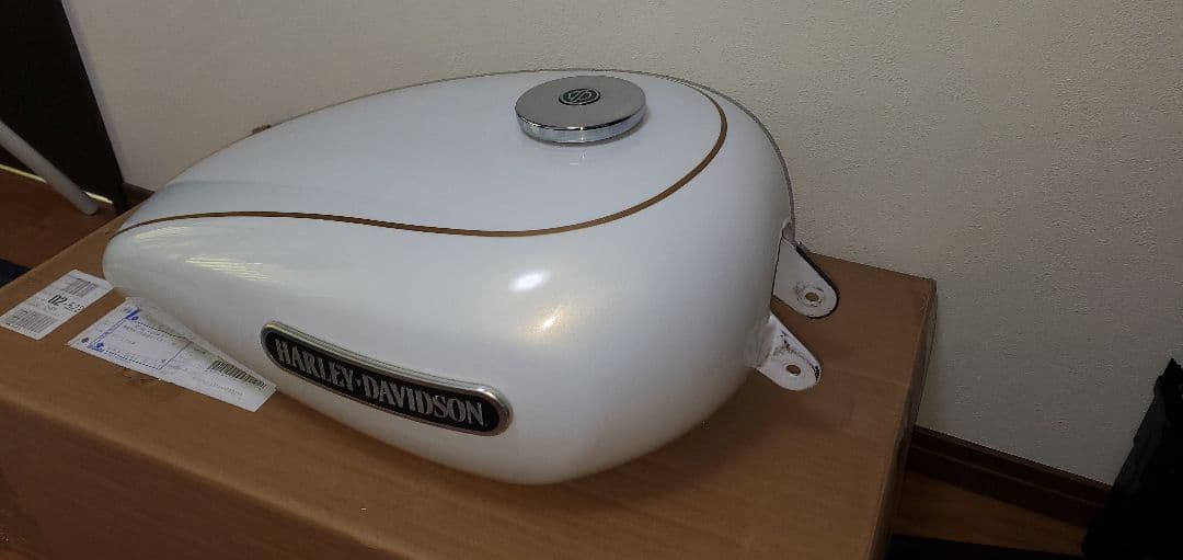 HARLEY-DAVIDSON ガソリンタンク XL1200L タンクシール付き