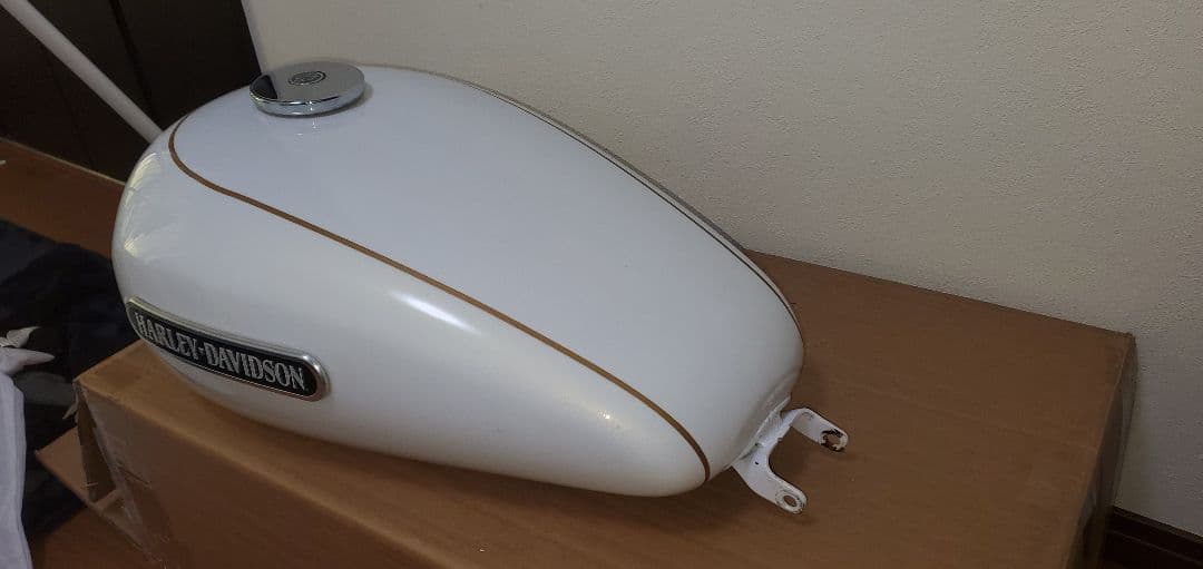 HARLEY-DAVIDSON ガソリンタンク XL1200L タンクシール付き