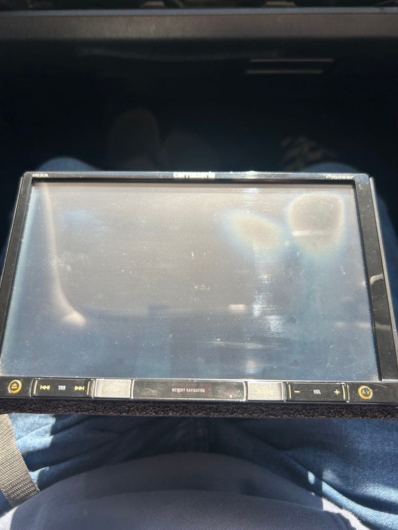 carrozzeria AVIC-RL09 8インチナビ