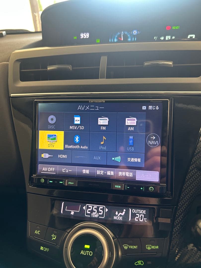 carrozzeria AVIC-RL09 8インチナビ