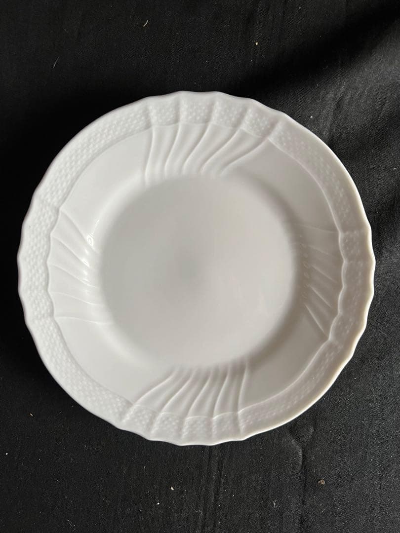 リチャードジノリ　ベッキオホワイト　プレート　17cm