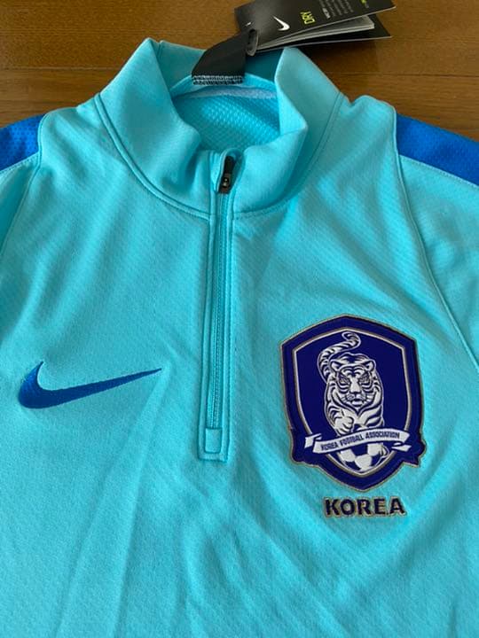 NIKE ナイキ　新品　サッカー　韓国代表　トレーニングウェア　ハーフジップ