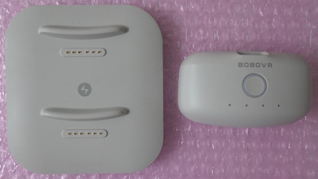 Quest3 512GB、公式充電スタンド、BOBOVRヘッドストラップ