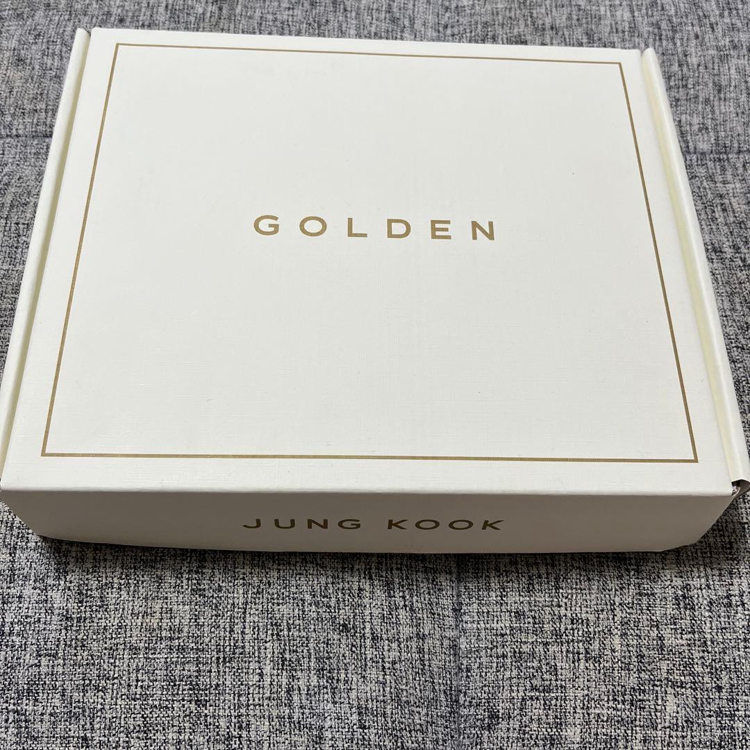 JUNG KOOK GOLDEN ショーケース