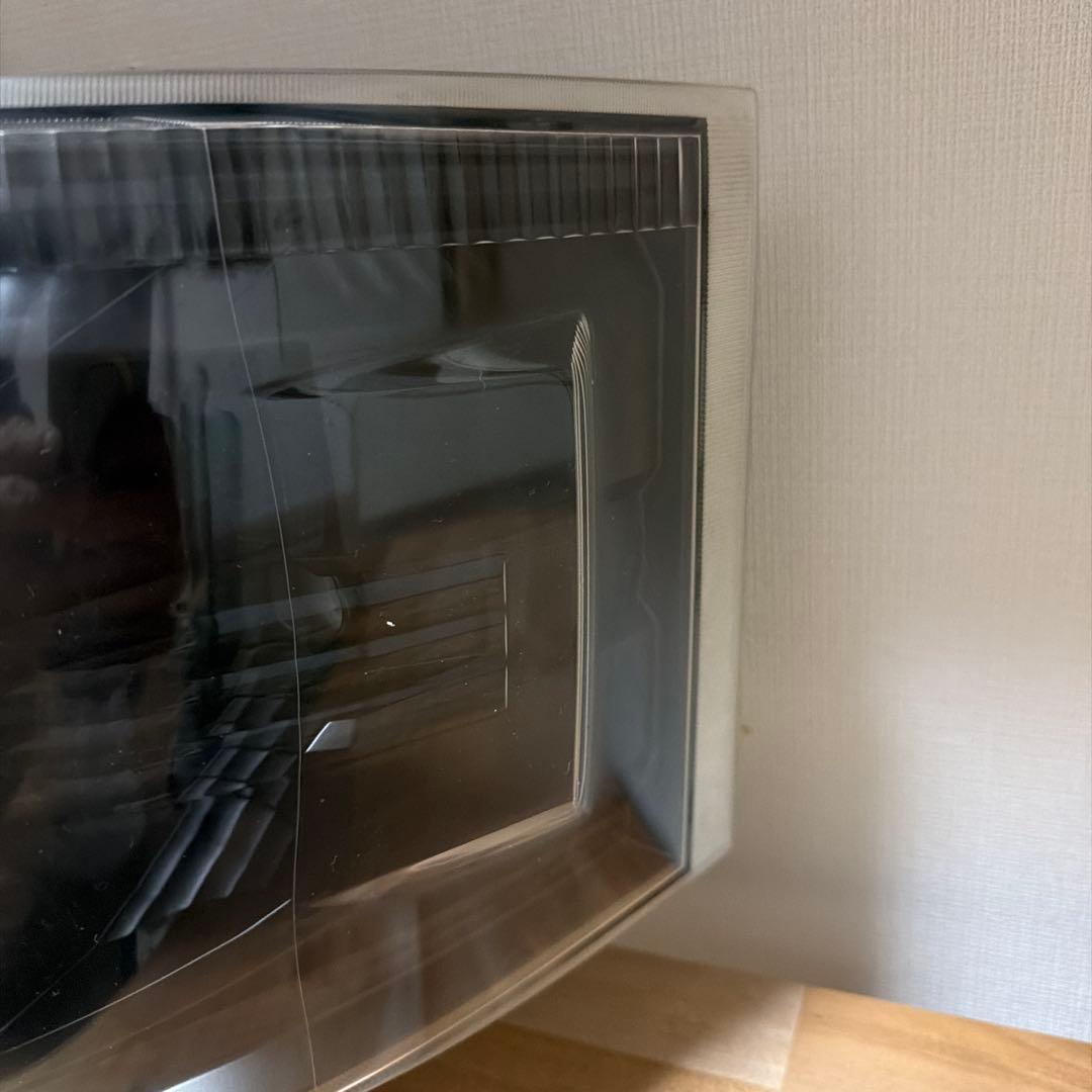 ハイエース　3型　純正ヘッドライト　インナー黒