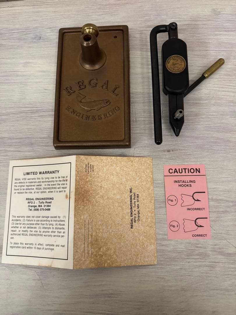 REGAL タイイングツール ブラック ブラス