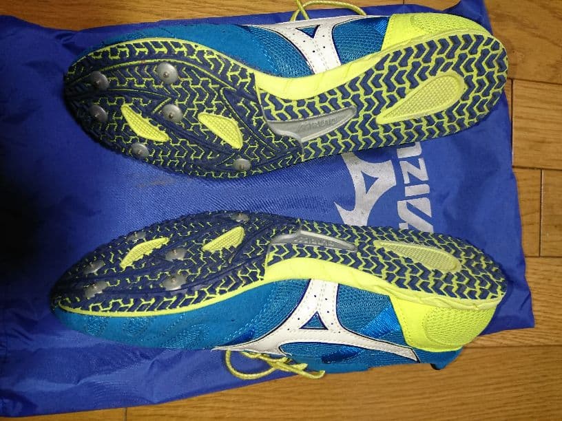 ミズノ　クロノディスト　27.5㌢