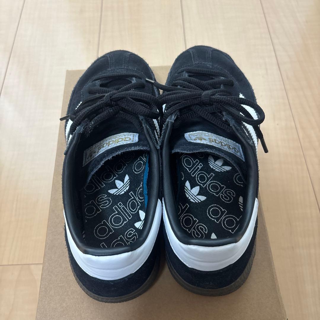 adidas Spezial ブラックスニーカー