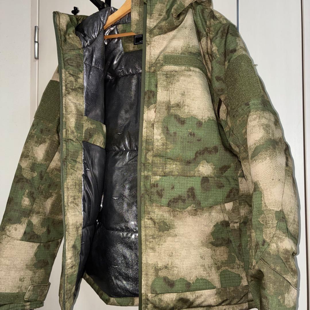 未使用極暖ロシア北朝鮮軍仕様迷彩防寒服内綿ブラックアルミ日本稀少品内綿ふんわり