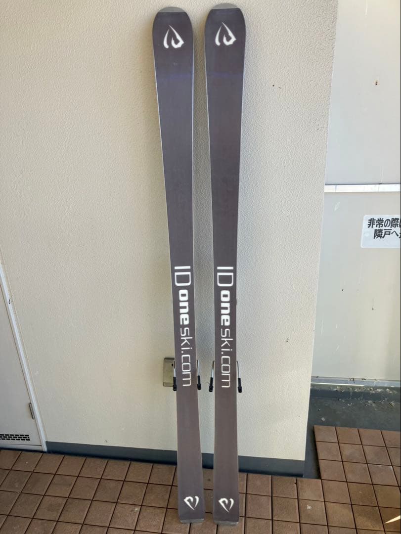 もりもり　ID ONE スキー板