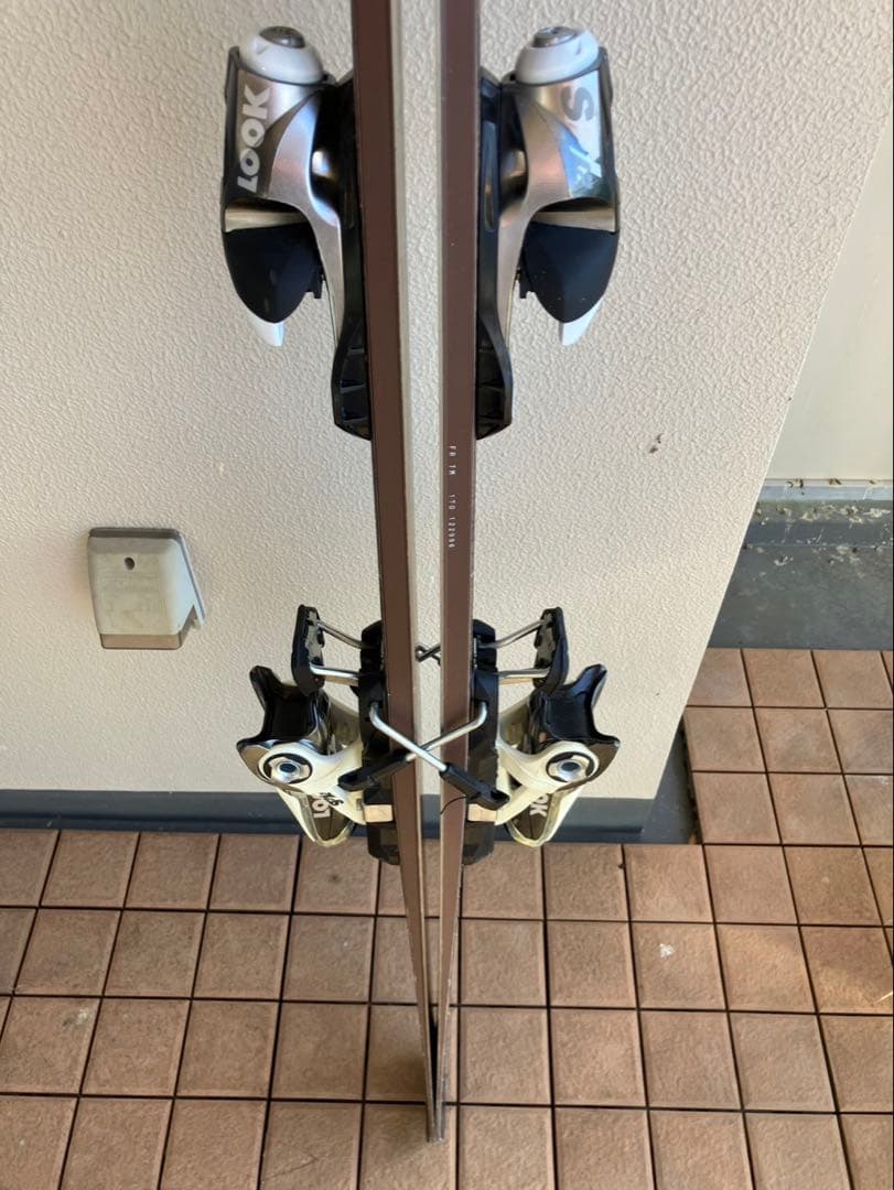 もりもり　ID ONE スキー板