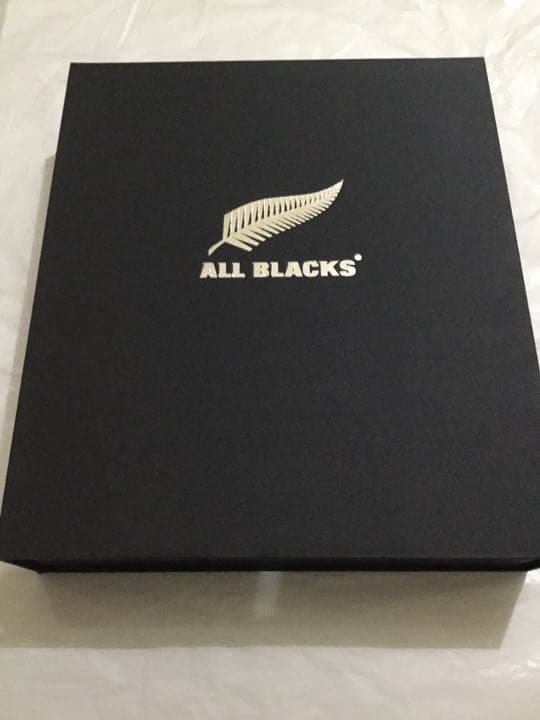 オールブラックス2016代表31選手+コーチ直筆サインジャージ スペシャルBOX