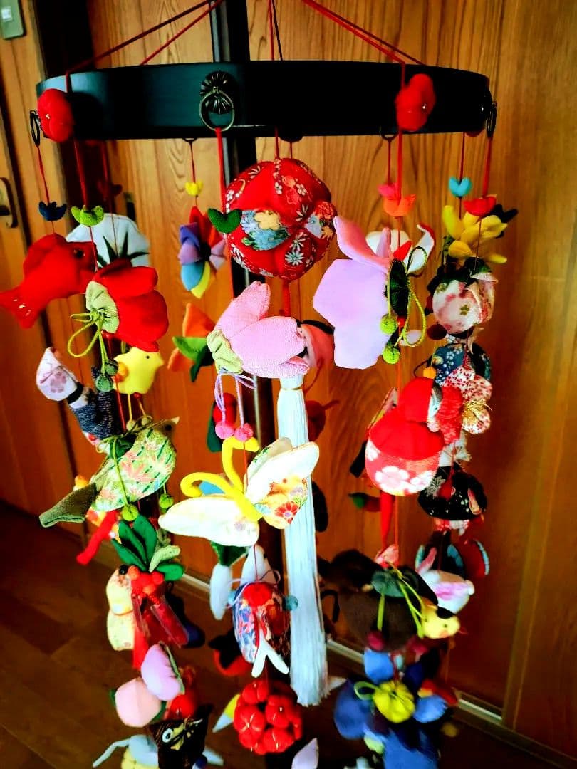 ちりめん細工　つるし飾り