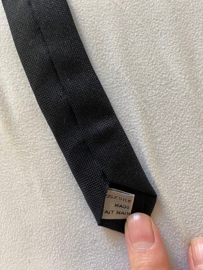 dior homme ナロータイ　黒　ネクタイ