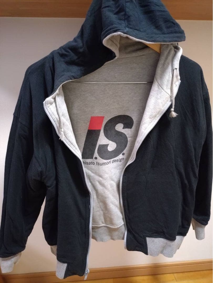 【レア】80sイッセイミヤケ✕ツモリチサトIS リバーシブルパーカー 黒×グレー