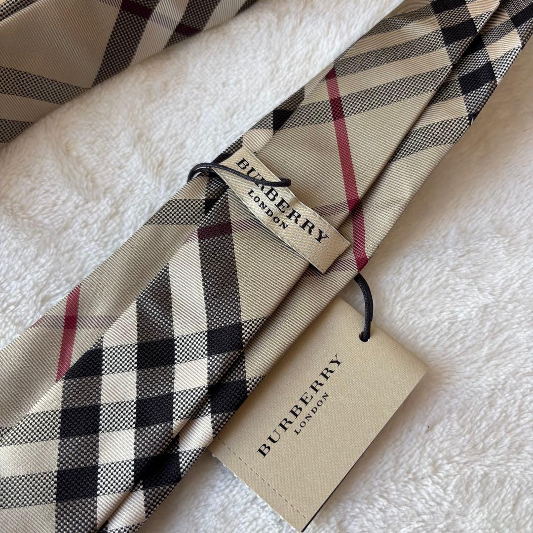 ✨未使用・タグ付き✨BURBERRY バーバリー ネクタイ　ノバチェック　現行