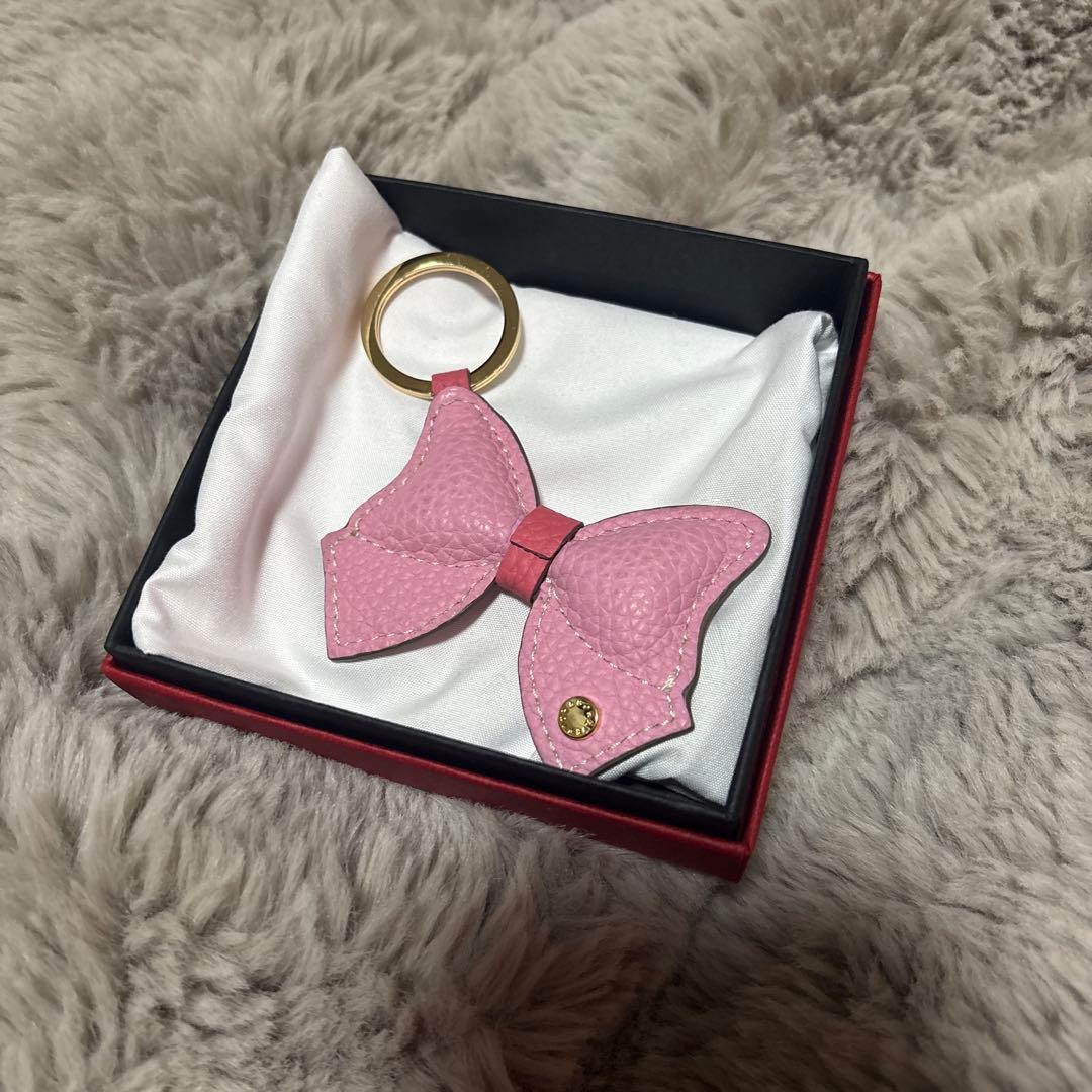 【美品】【ボナベンチュラ】2025-ウィンターシーズン限定 リボン型チャーム