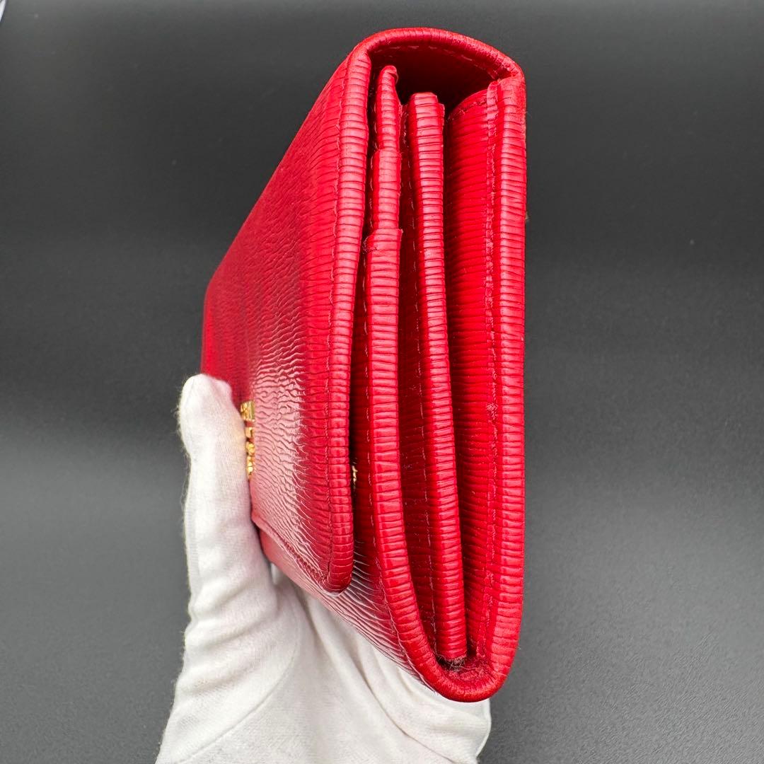 プラダ　正規品　長財布　美品　ウォレット