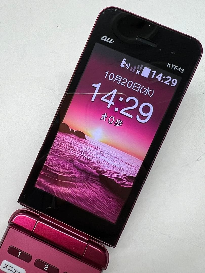 W6A625◆ かんたんケータイ ライト SIM解除済み KYF43 携帯電話