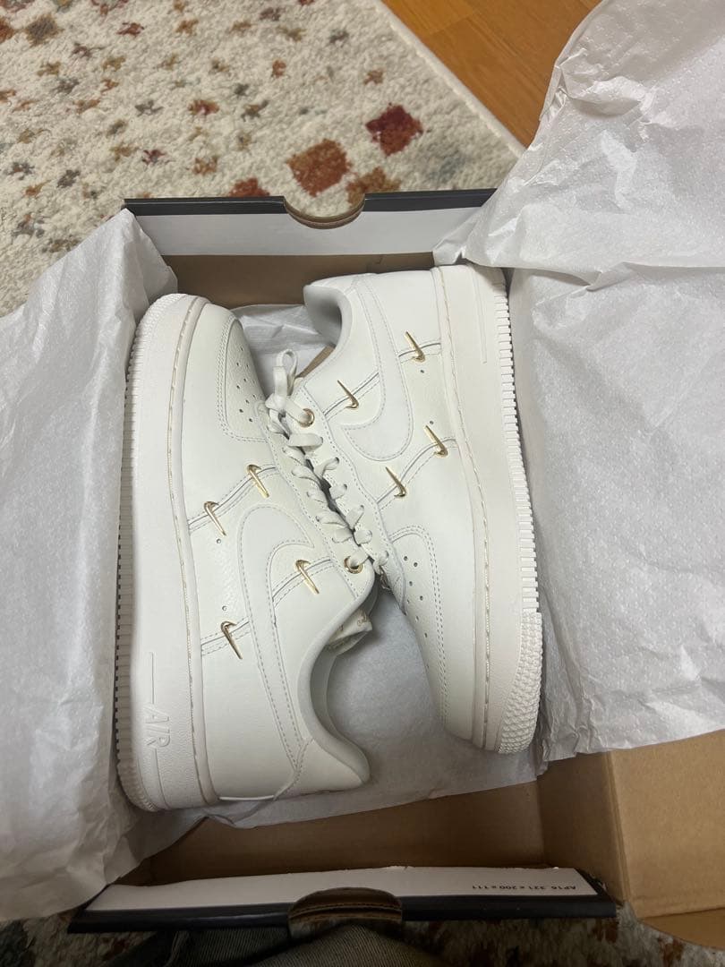 新品 NikeAir Force 1 07lx 24.5cm