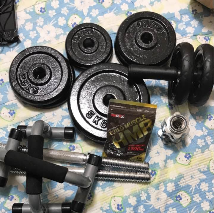 ダンベル，腹筋ローラー，プッシュアップバー，hmb