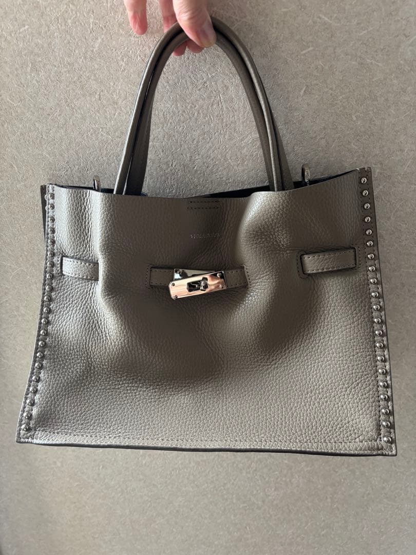 2025 最新　スタッズ付 ダブルフェイスレザー バッグ M 46200円