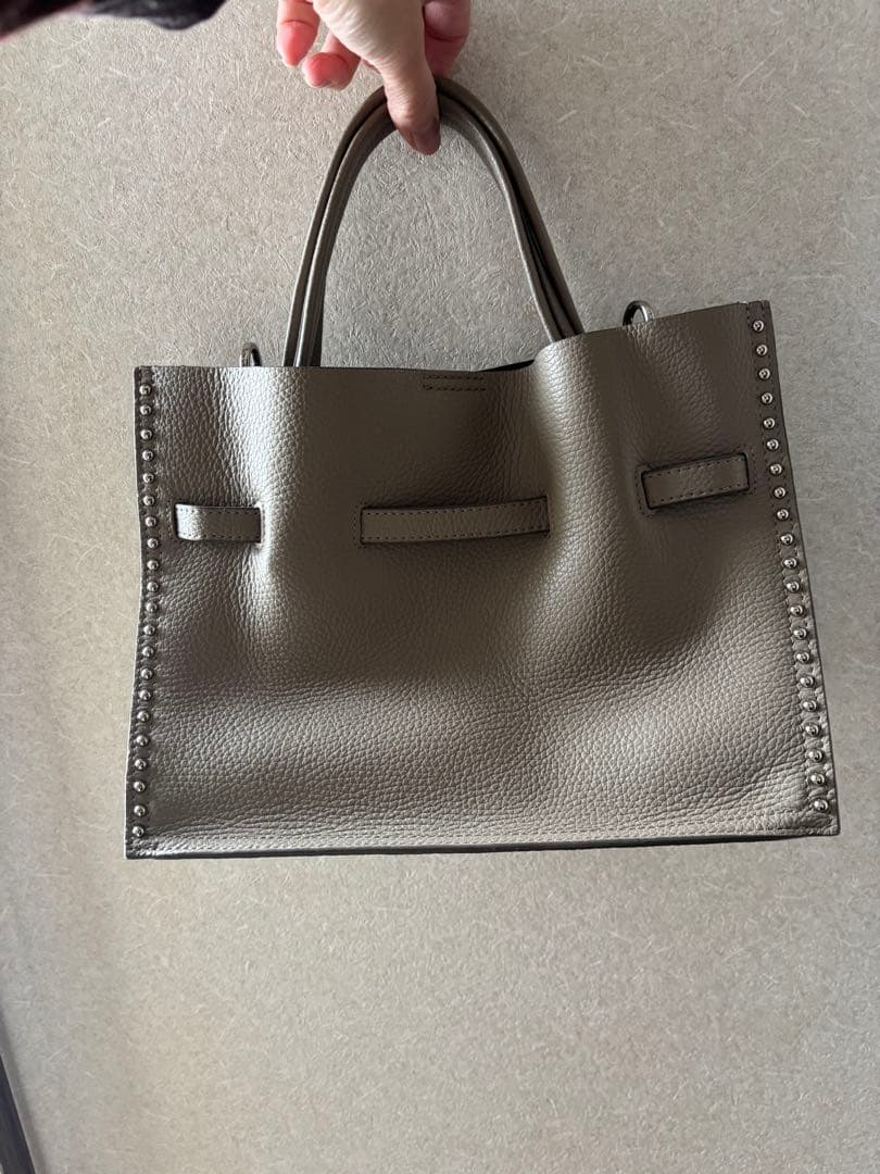 2025 最新　スタッズ付 ダブルフェイスレザー バッグ M 46200円
