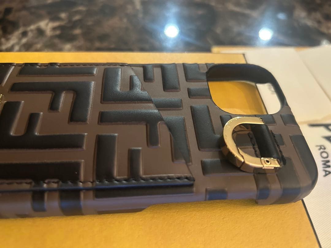 FENDIフェンディ　ズッカ柄　iPhone14スマートフォンケース