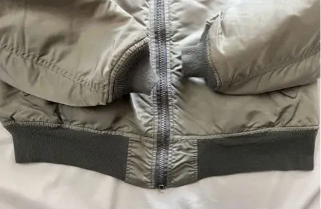 早い者勝ち！即日発送！90’s ALPHA MA-1 シルバーUSA製 短丈