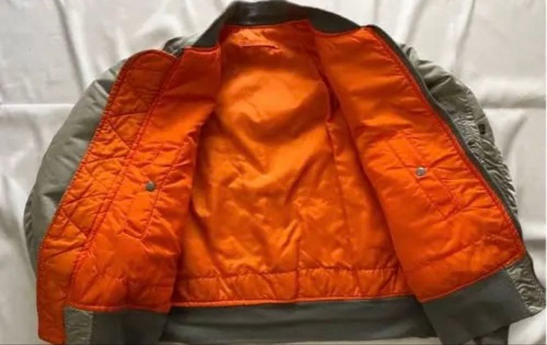 早い者勝ち！即日発送！90’s ALPHA MA-1 シルバーUSA製 短丈