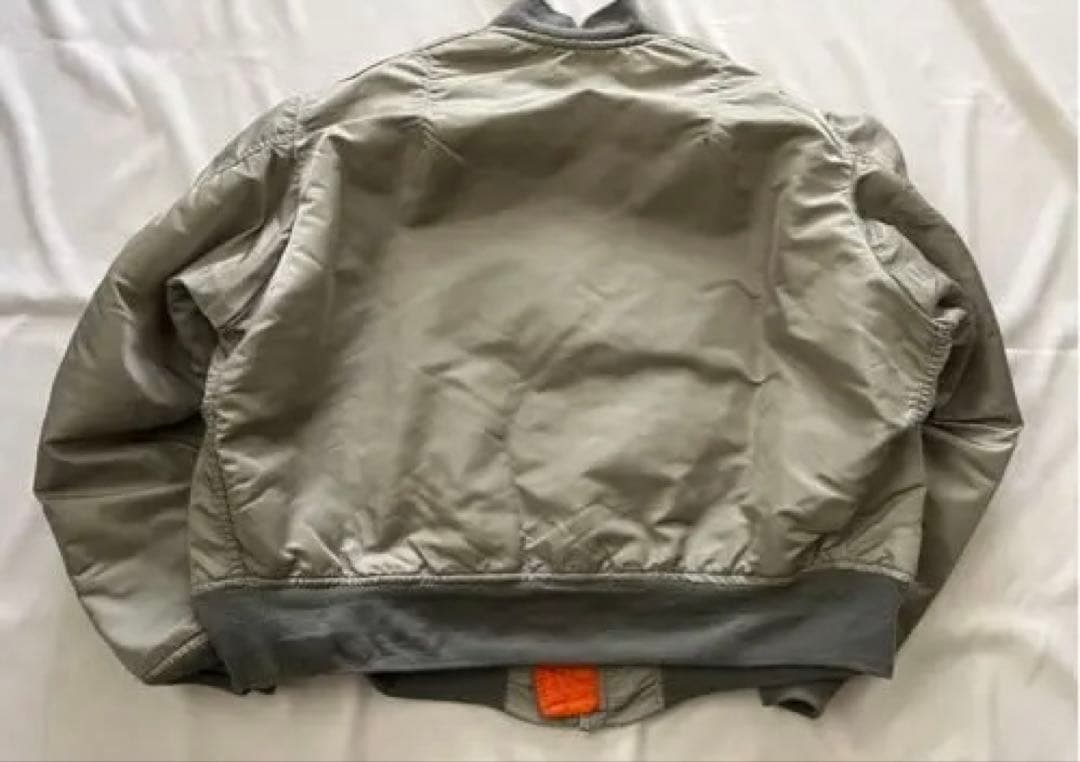 早い者勝ち！即日発送！90’s ALPHA MA-1 シルバーUSA製 短丈