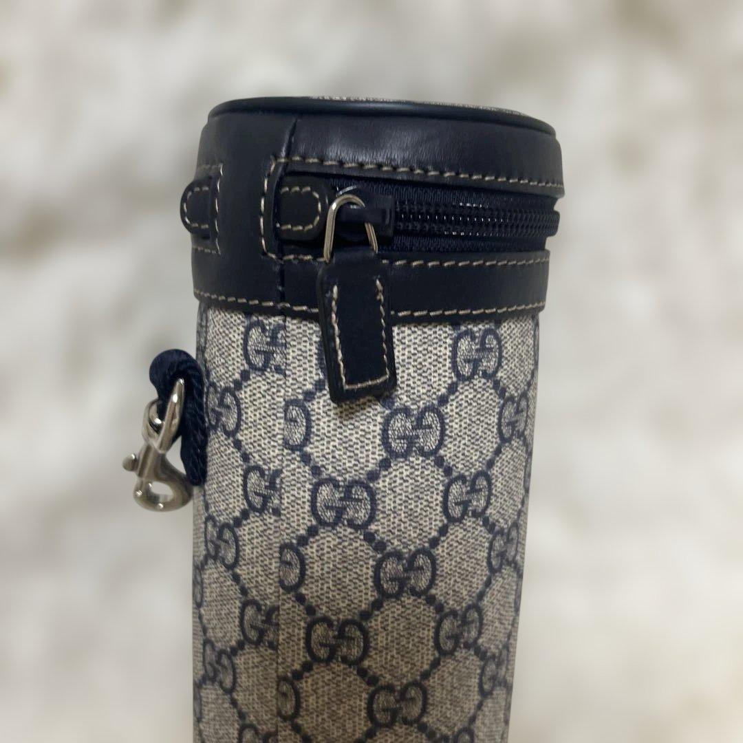 【未使用】GUCCI ボトルケース　ネイビー　GG 内部アルミ加工