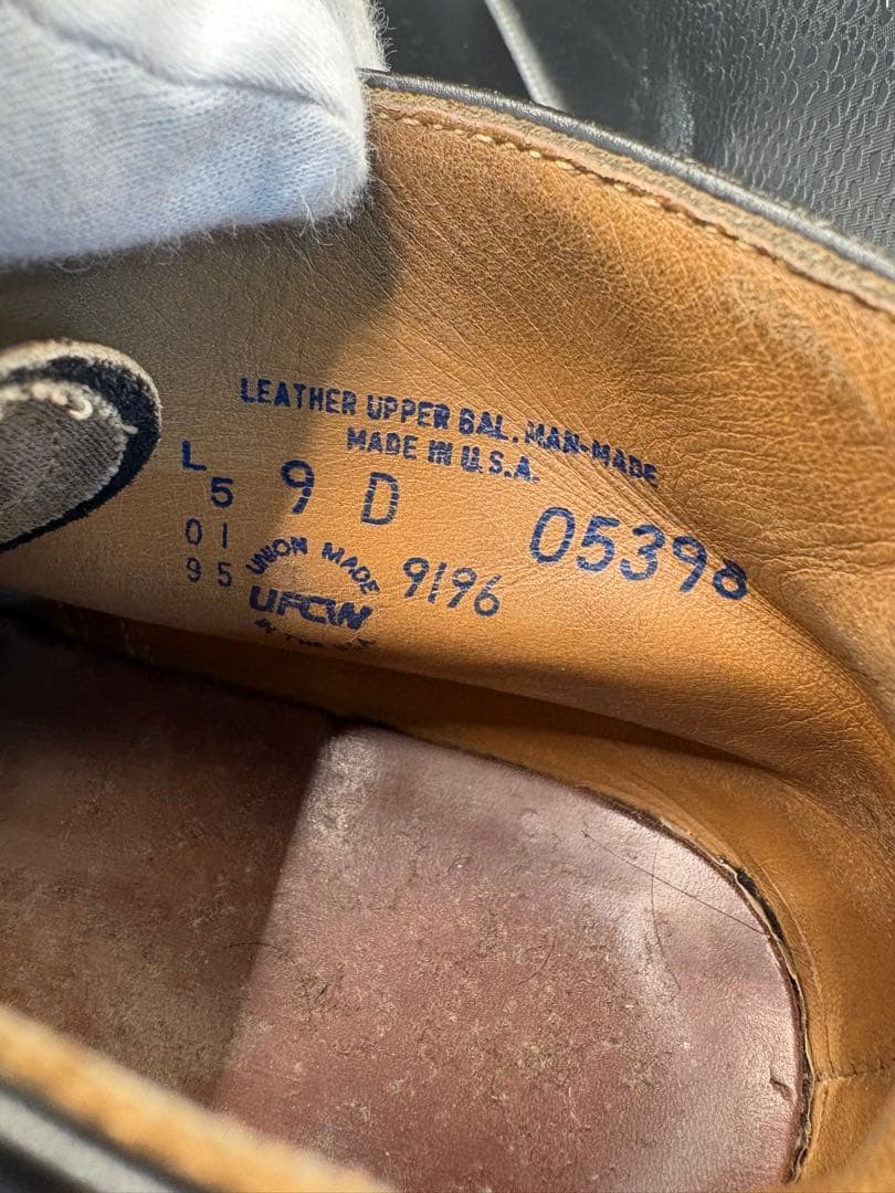 レッドウイング　ポストマン　黒 レザー チャッカブーツ