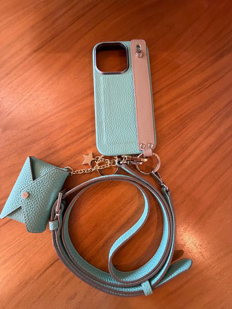 BONAVENTURA ハンドル付きバックカバーケース　iPhone16Pro