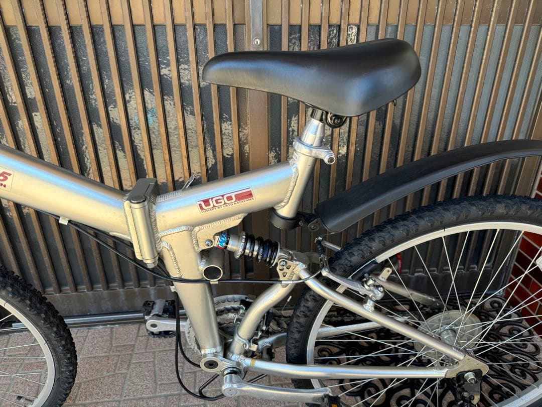 UGO 片山右京モデル　折りたたみ　マウンテンバイク26サイズ