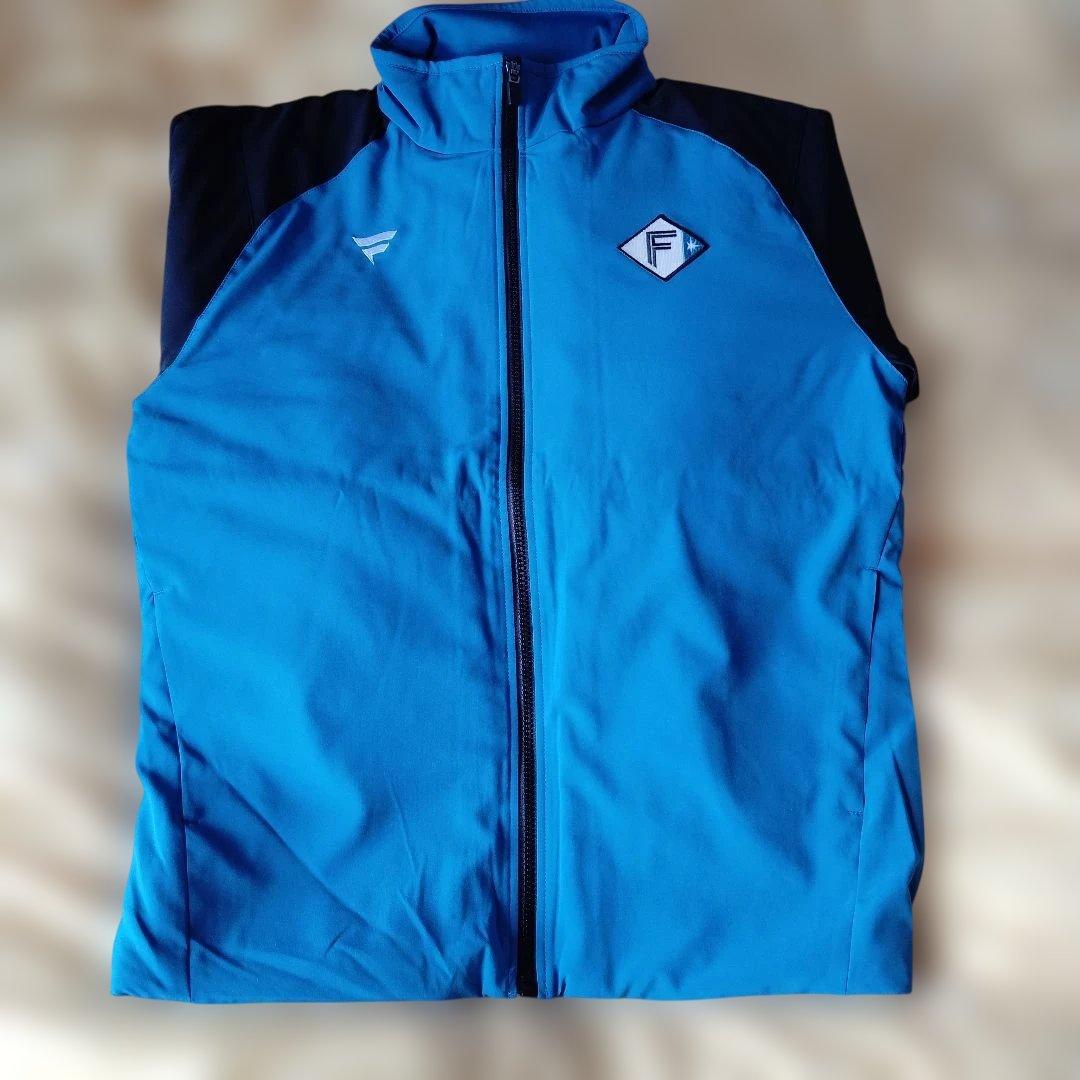 日本ハムファイターズ .オンフィールド グランドジャケット　Sサイズ